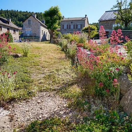 Casa de Férias La Maison De Clemence 6 Personnes *