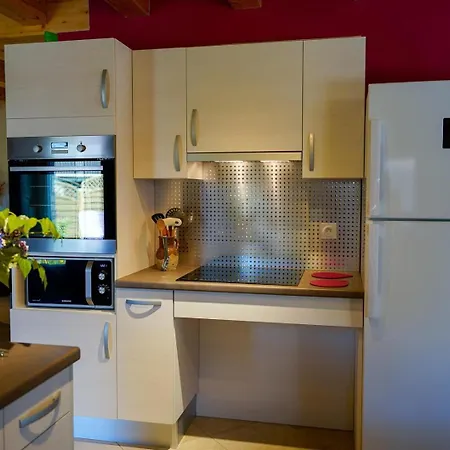 Casa de Férias La Maison De Clemence 6 Personnes *