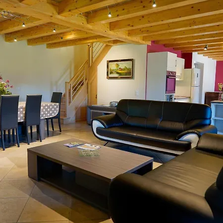 Casa de Férias La Maison De Clemence 6 Personnes *